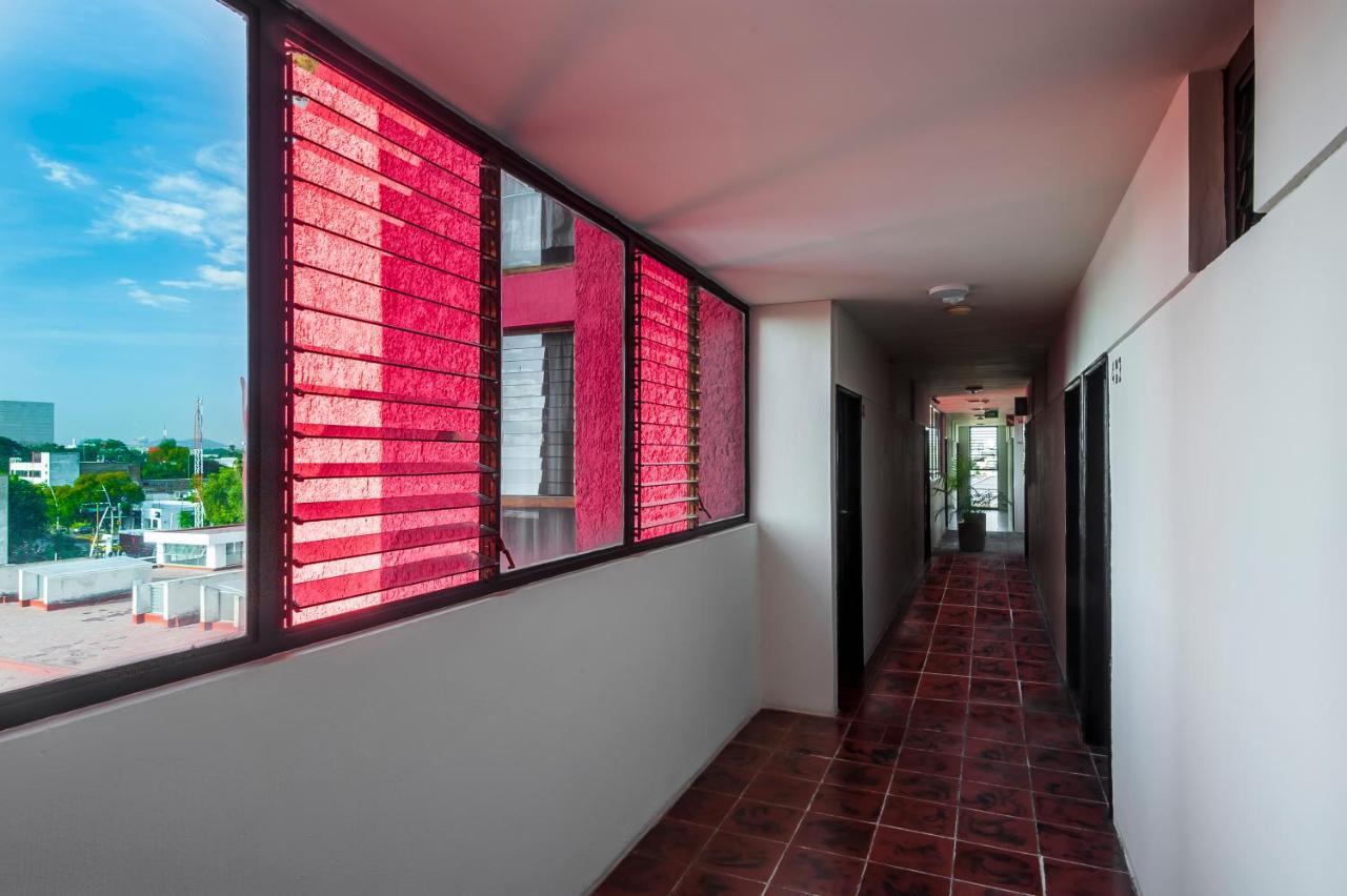 Hotel Flamingos Guadalajara Exterior photo